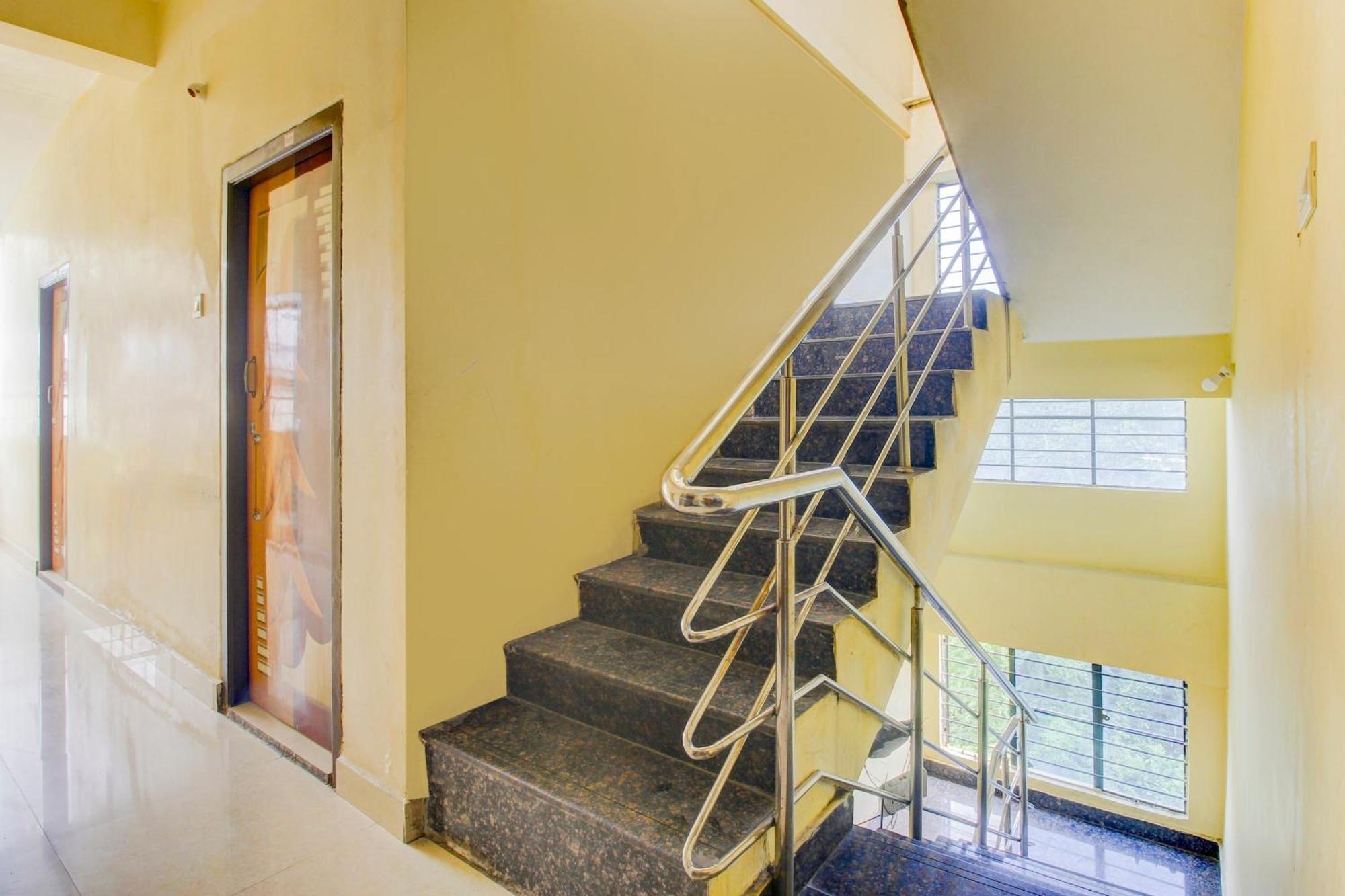 Hotel Spot On Sankalp Residency Hyderabad Exterior foto